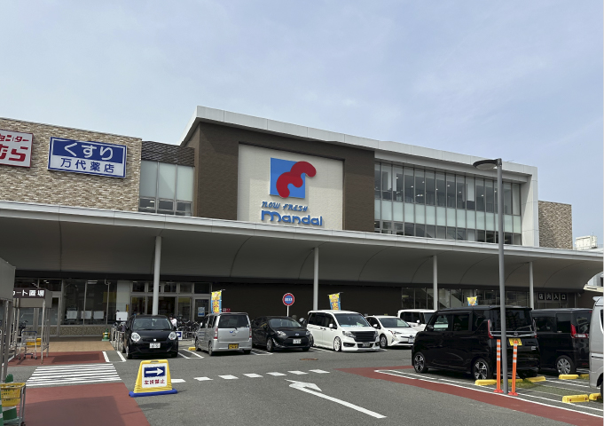 万代 上野芝店